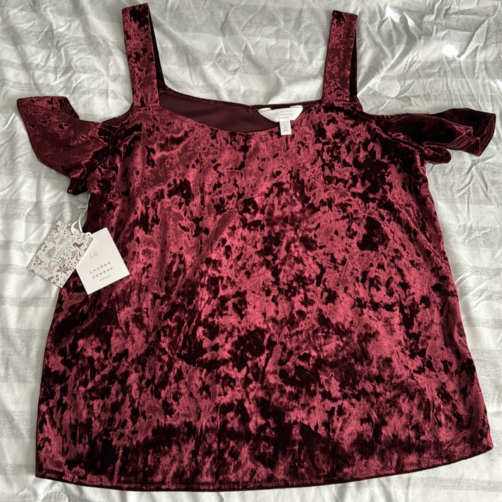 BRAND NEW LC Lauren Conrad Women’s Open/Cold Shoulder Velvet Blouse - Large